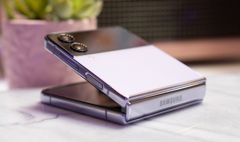 Samsung Galaxy Z Flip 4 Review